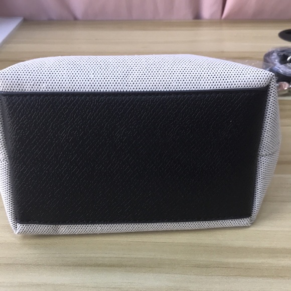 Women's Essential Toile Bucket Bag - Picture 5 of 10